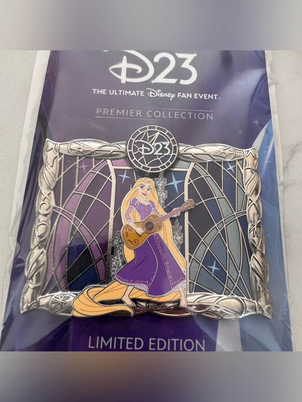 D23 THE ULTIMATE DISNEY FAN EVENT PREMIER COLLECTION PIN RAPUNZEL LE 1000